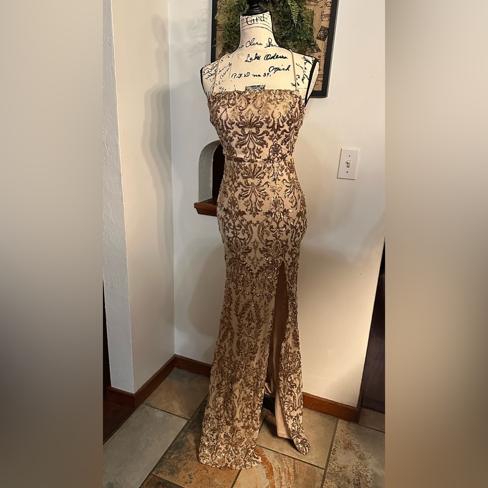 Elegant Gold Embellished Evening Gown